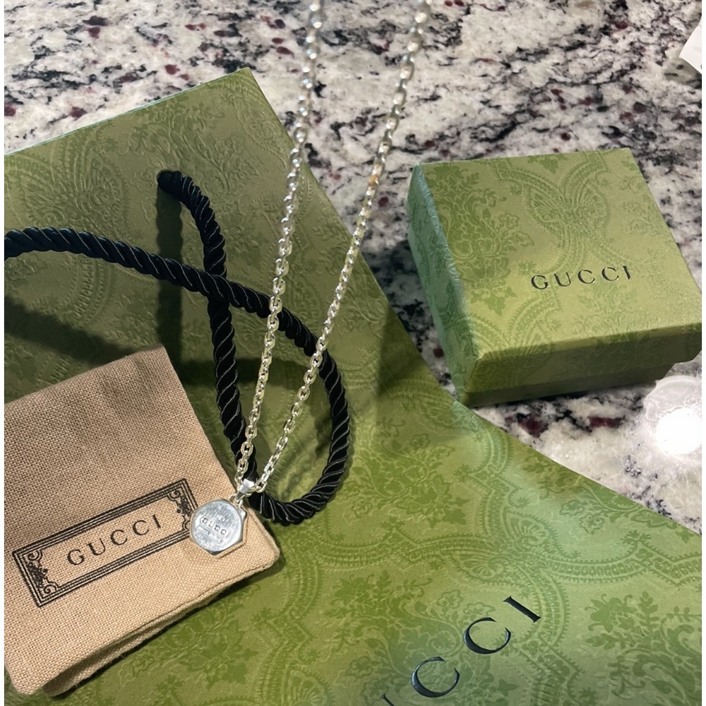 Gucci authentic necklace